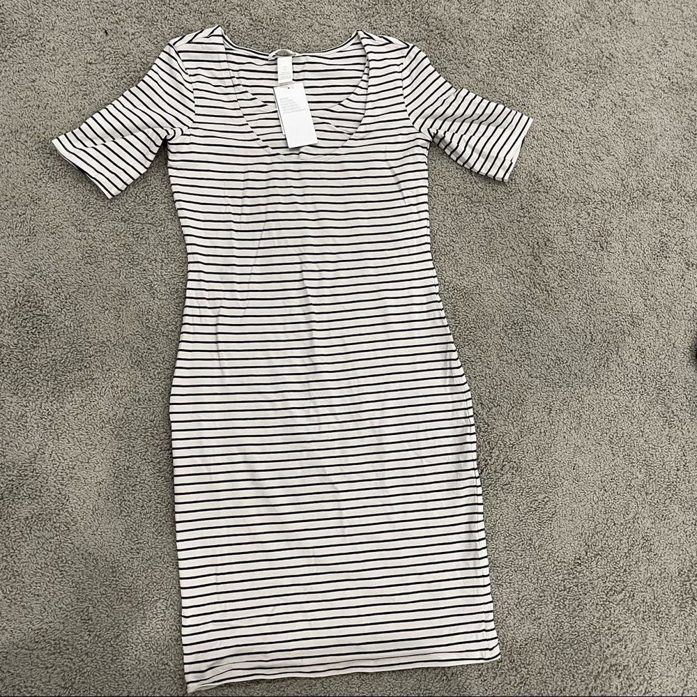 NWT- H&M Maternity Dress